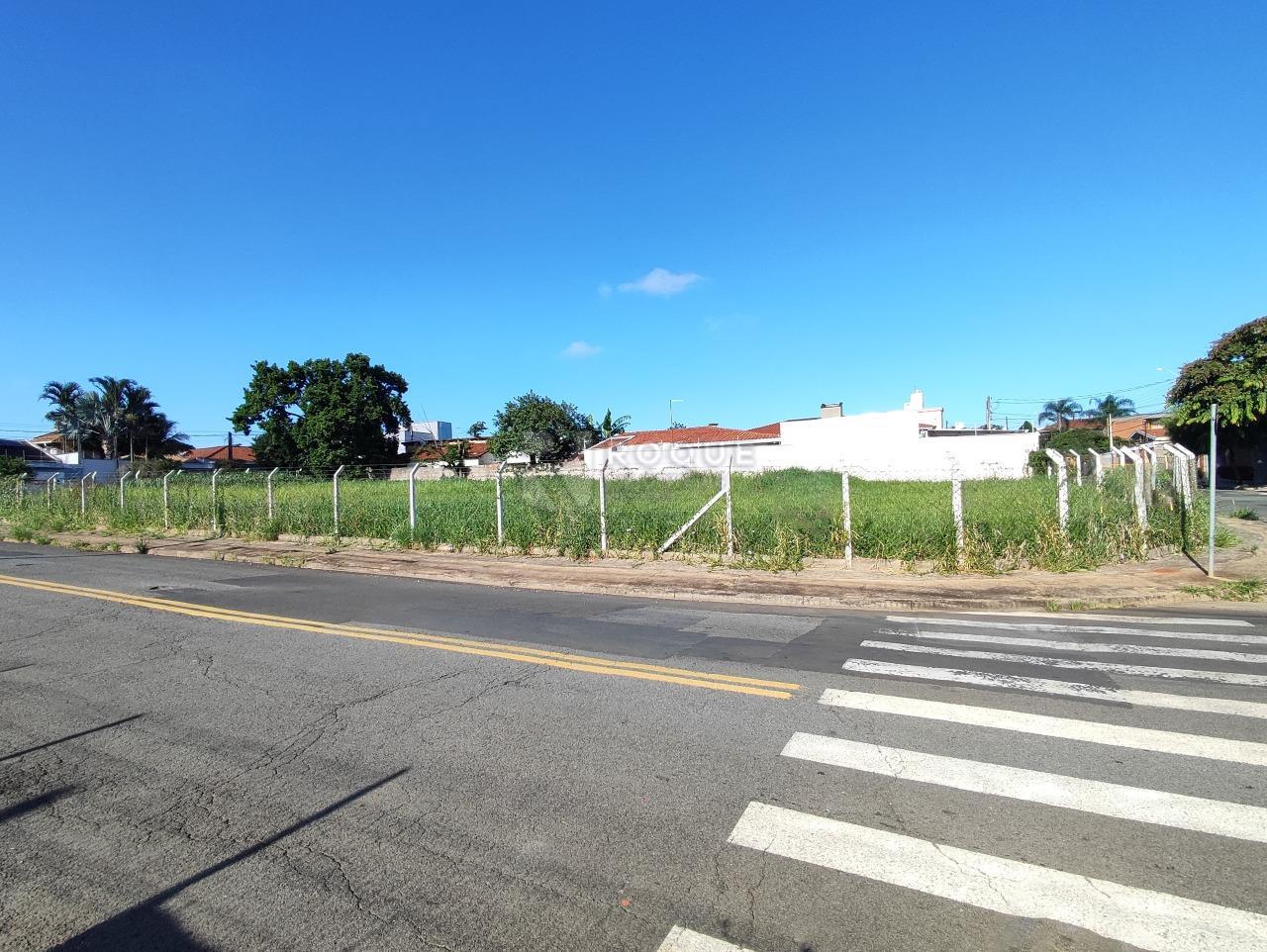 Terreno à venda no bairro Vila São Luiz: TERRENO 1