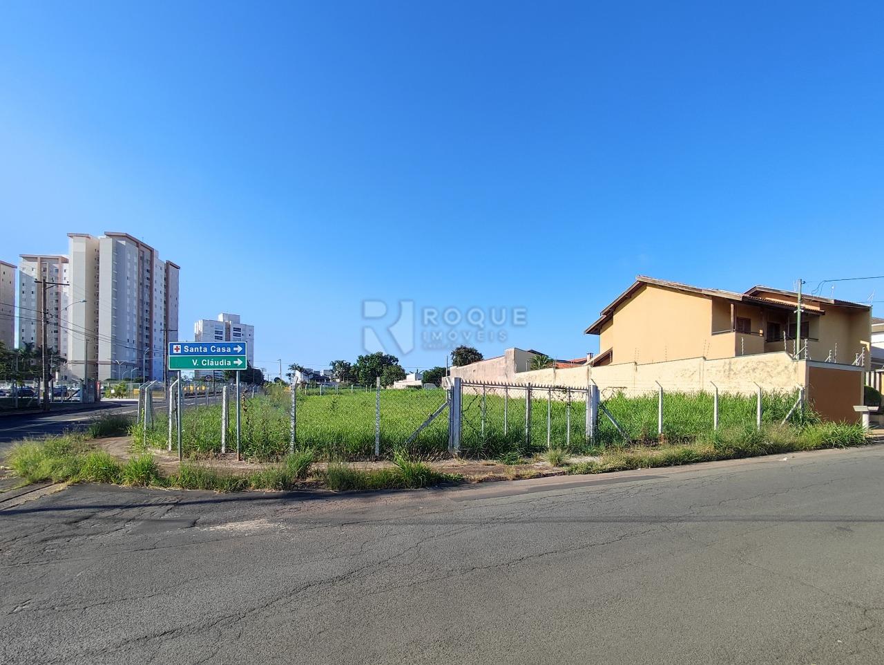Terreno à venda no bairro Vila São Luiz: TERRENO 2
