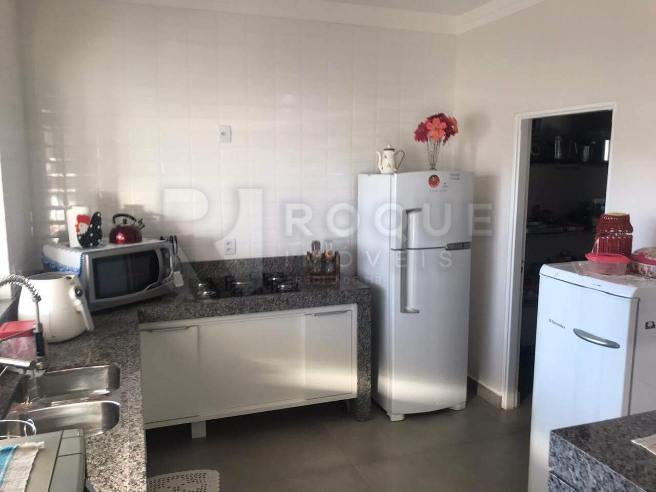 Casa em condomínio à venda no bairro Terras de São Bento I: