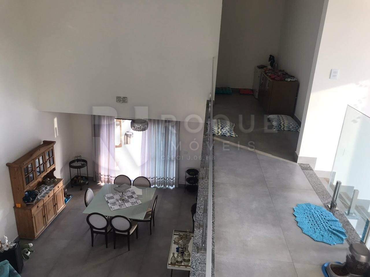 Casa em condomínio à venda no bairro Terras de São Bento I: