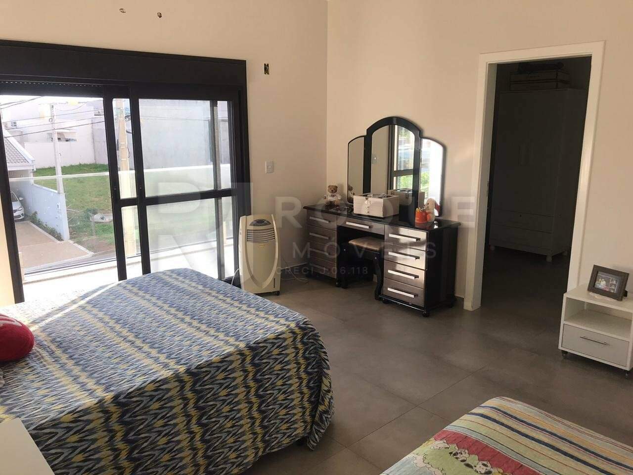 Casa em condomínio à venda no bairro Terras de São Bento I: