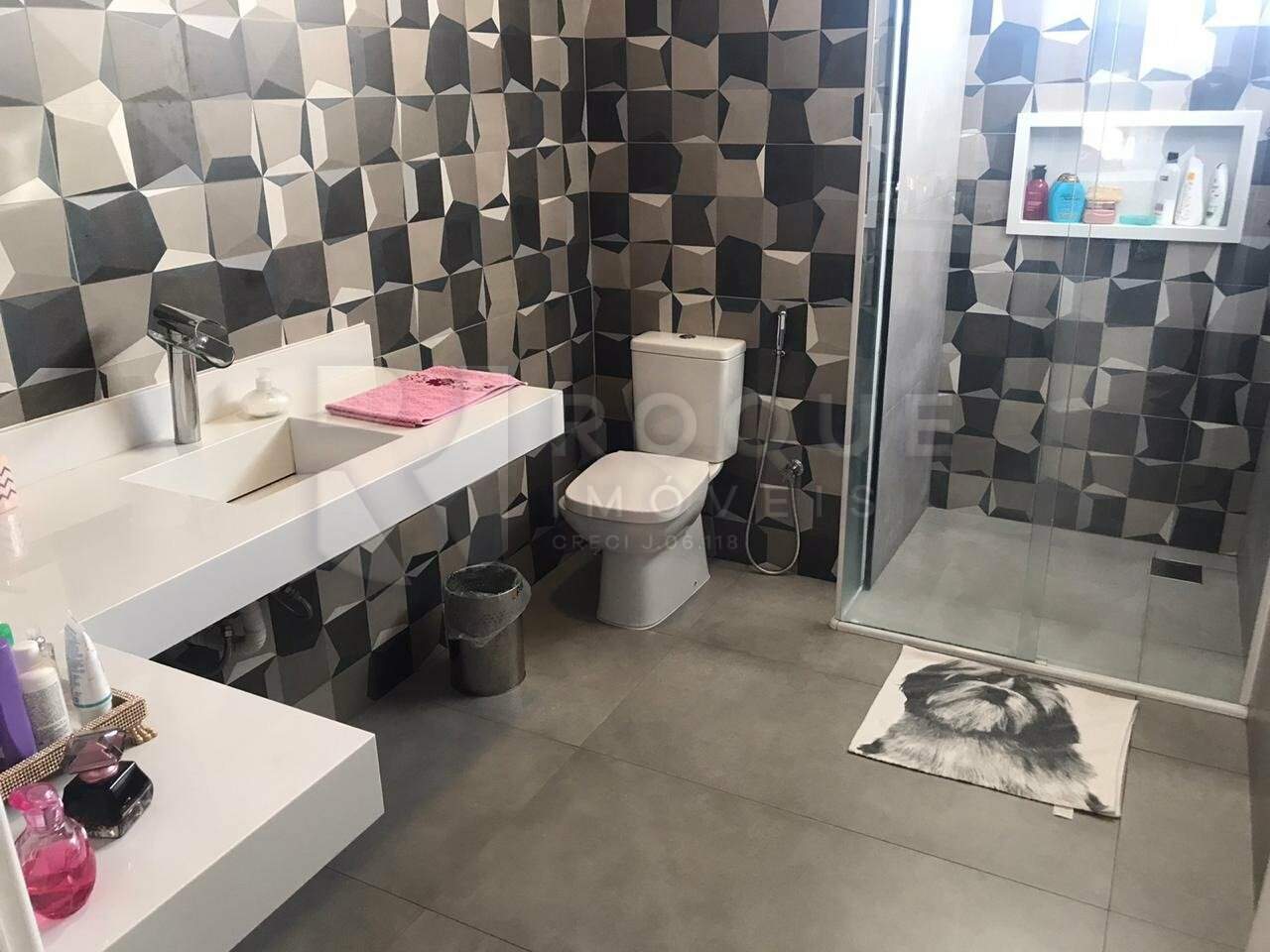 Casa em condomínio à venda no bairro Terras de São Bento I: