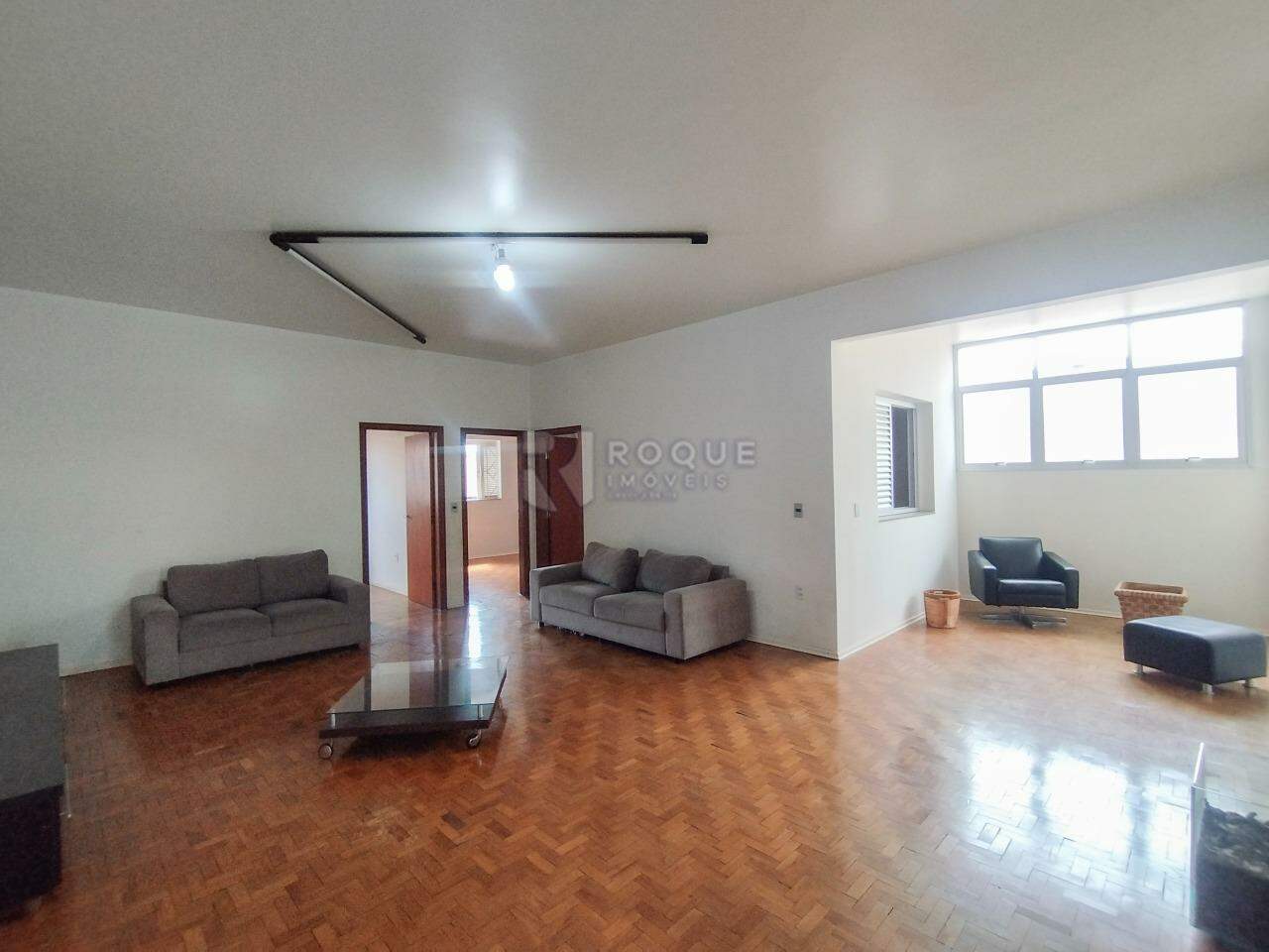 Apartamento à venda no bairro Centro: Sala