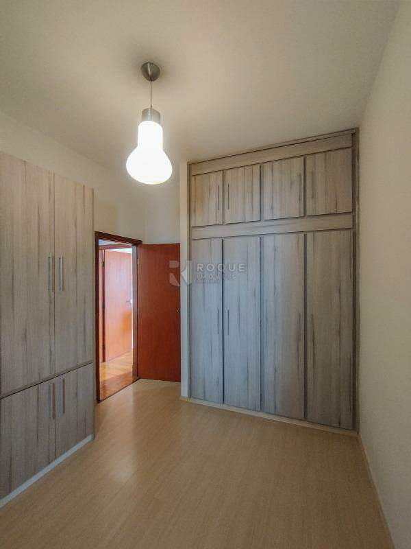 Apartamento à venda no bairro Centro: Dormitório 3