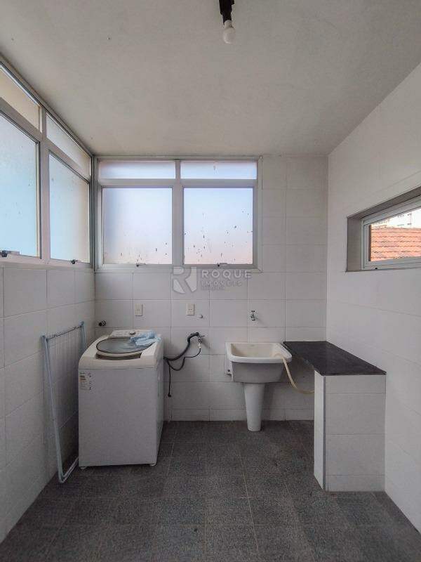 Apartamento à venda no bairro Centro: Área de serviço