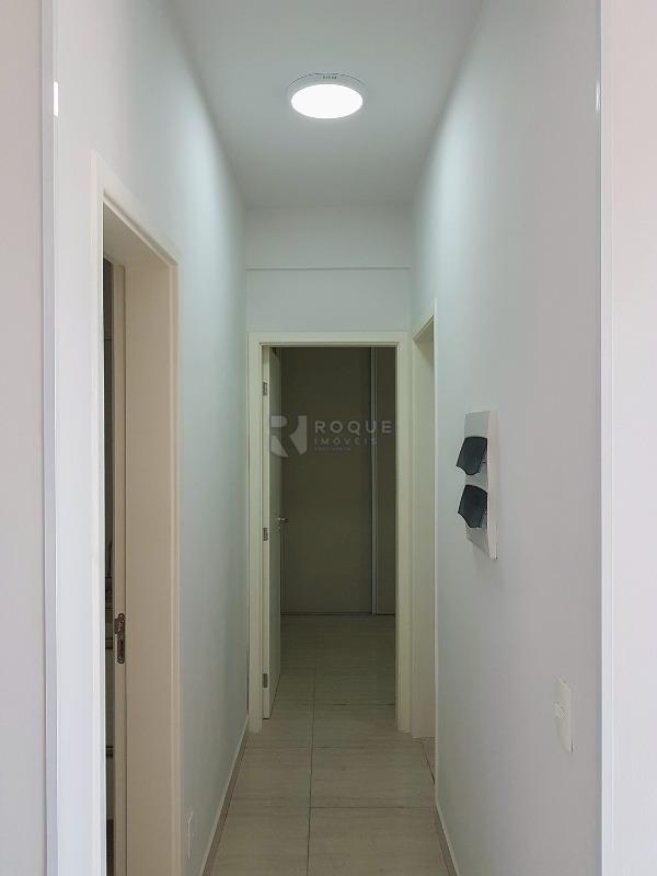 Apartamento para aluguel no bairro Chácaras Antonieta: Corredor