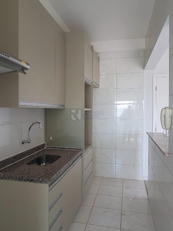 Apartamento para aluguel no bairro Chácaras Antonieta: Cozinha