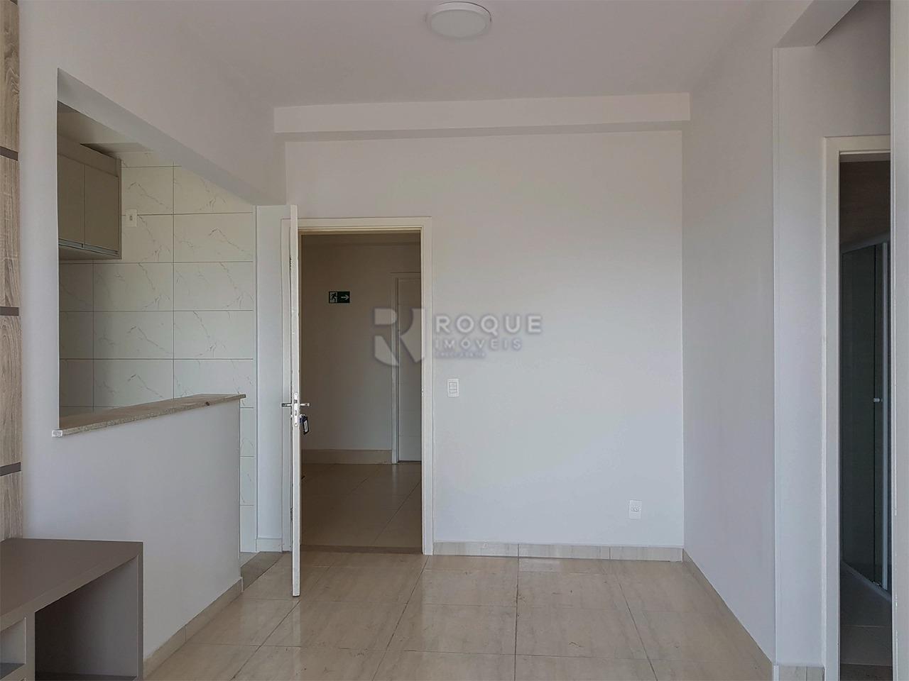 Apartamento para aluguel no bairro Chácaras Antonieta: Sala