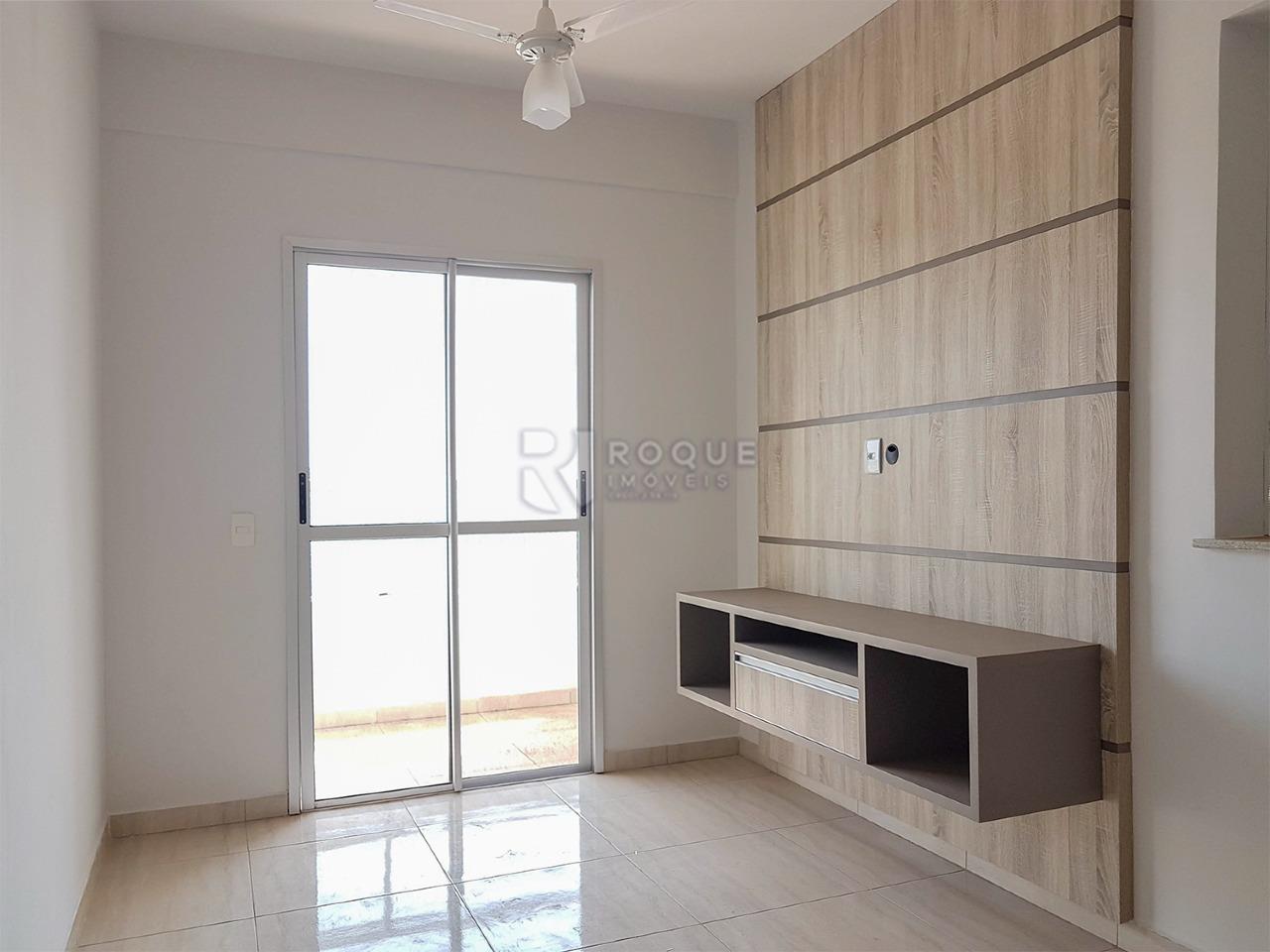 Apartamento para aluguel no bairro Chácaras Antonieta: Sala