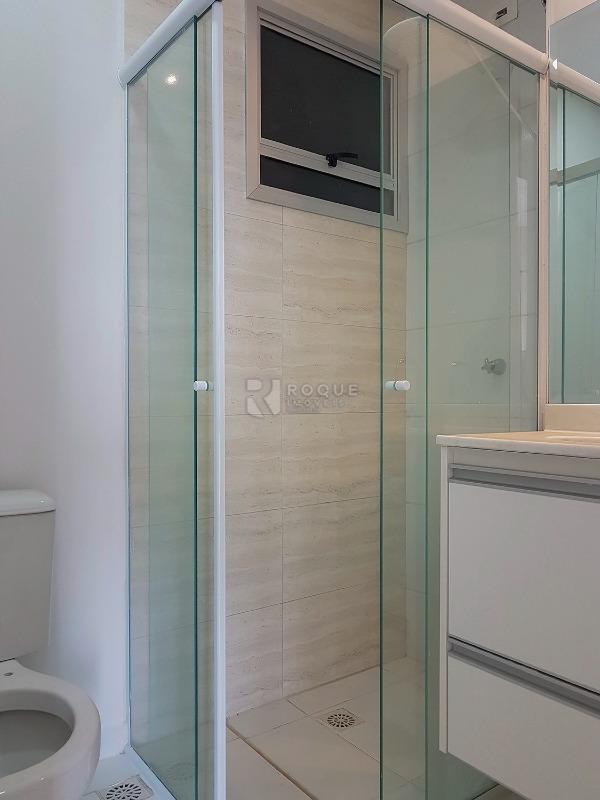 Apartamento para aluguel no bairro Chácaras Antonieta: WC