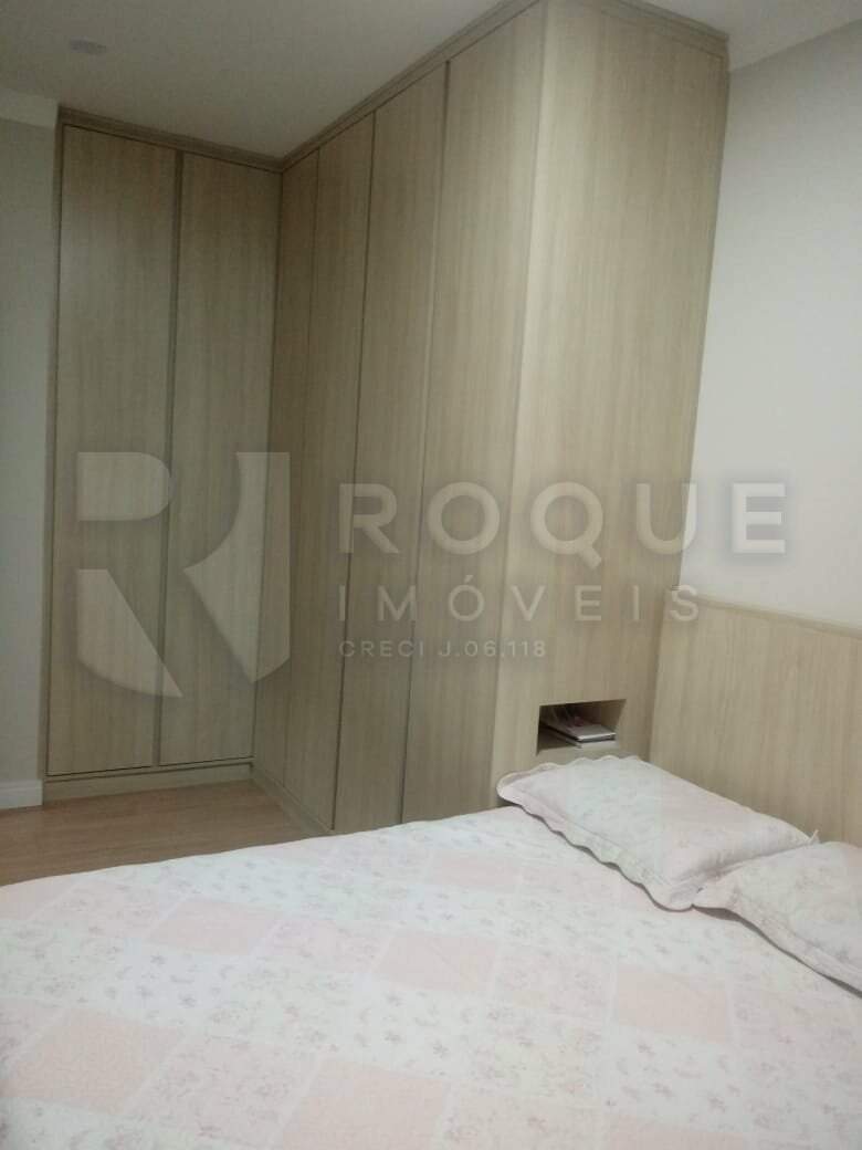 Apartamento à venda no bairro Vila Santa Rosália: 