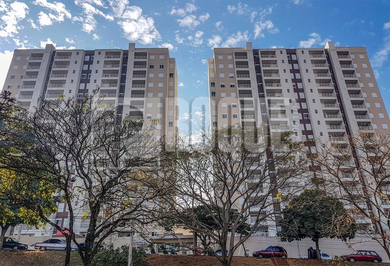 Apartamento à venda no bairro Vila Santa Rosália: 