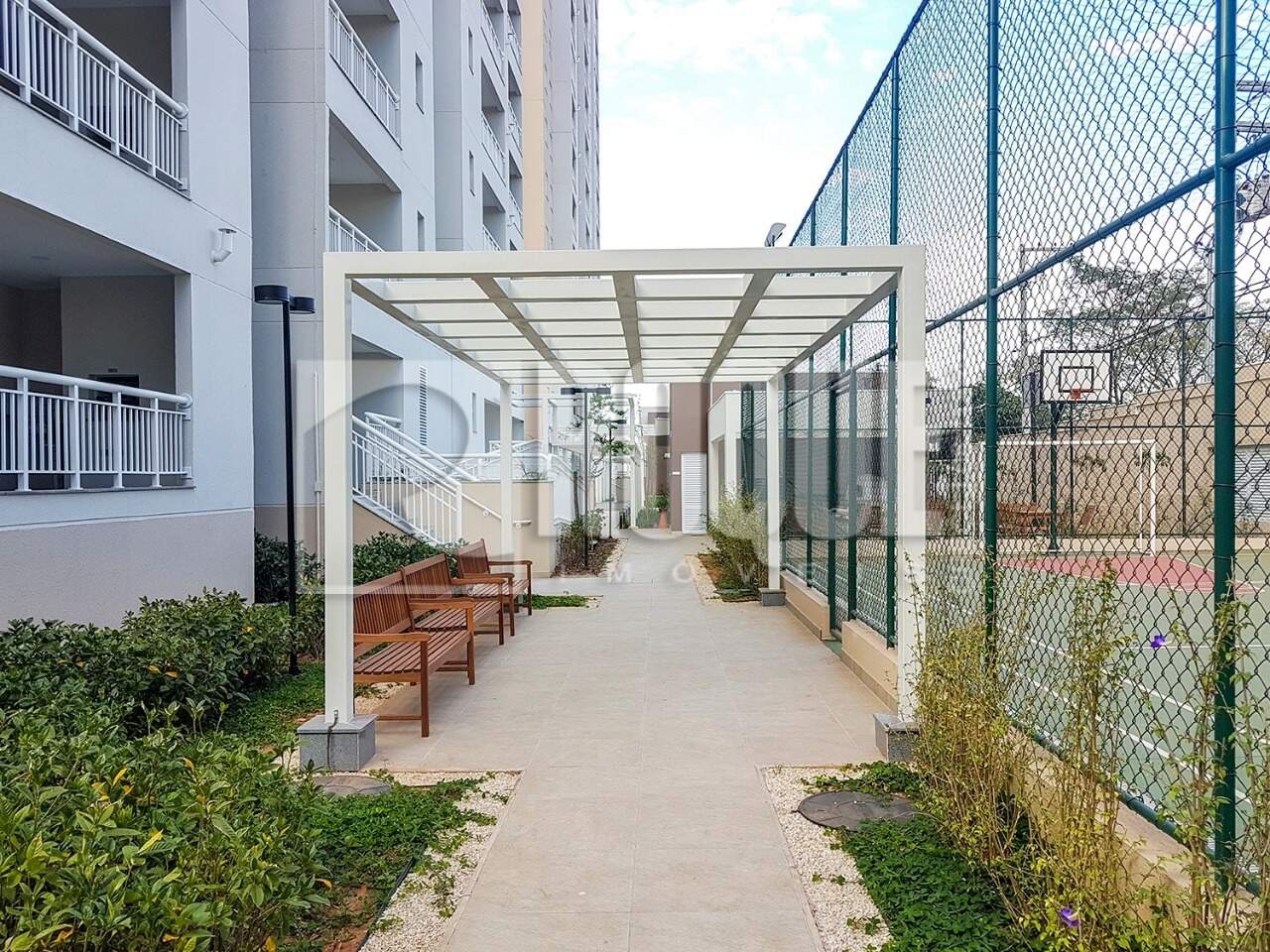 Apartamento à venda no bairro Vila Santa Rosália: 
