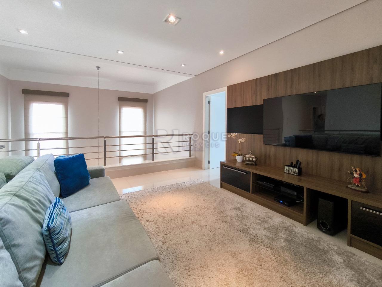 Casa em condomínio à venda no bairro Jardim Florença: SALA DE TV