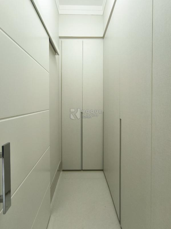 Casa em condomínio à venda no bairro Jardim Florença: CLOSET SUÍTE 1