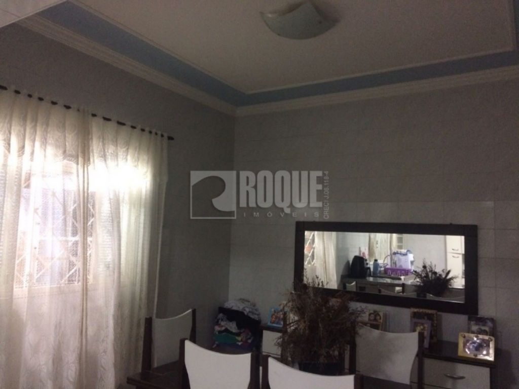 Casa Residencial à venda no bairro Jardim Caieira: 