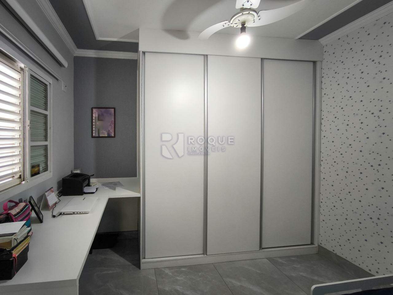 Casa Residencial à venda no bairro Jardim Caieira: DORMITÓRIO 2