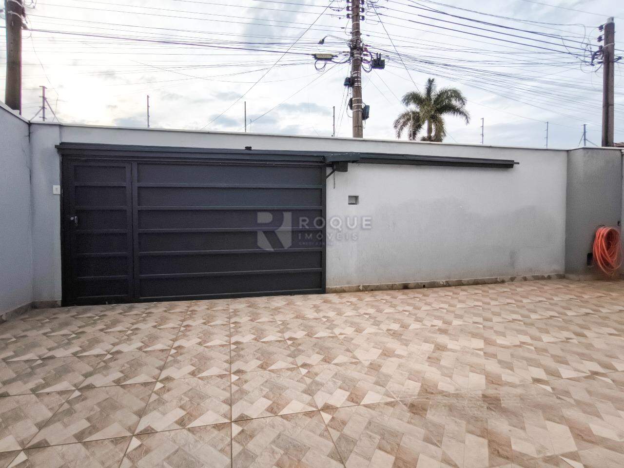 Casa Residencial à venda no bairro Jardim Caieira: PORTÃO AUTOMÁTICO