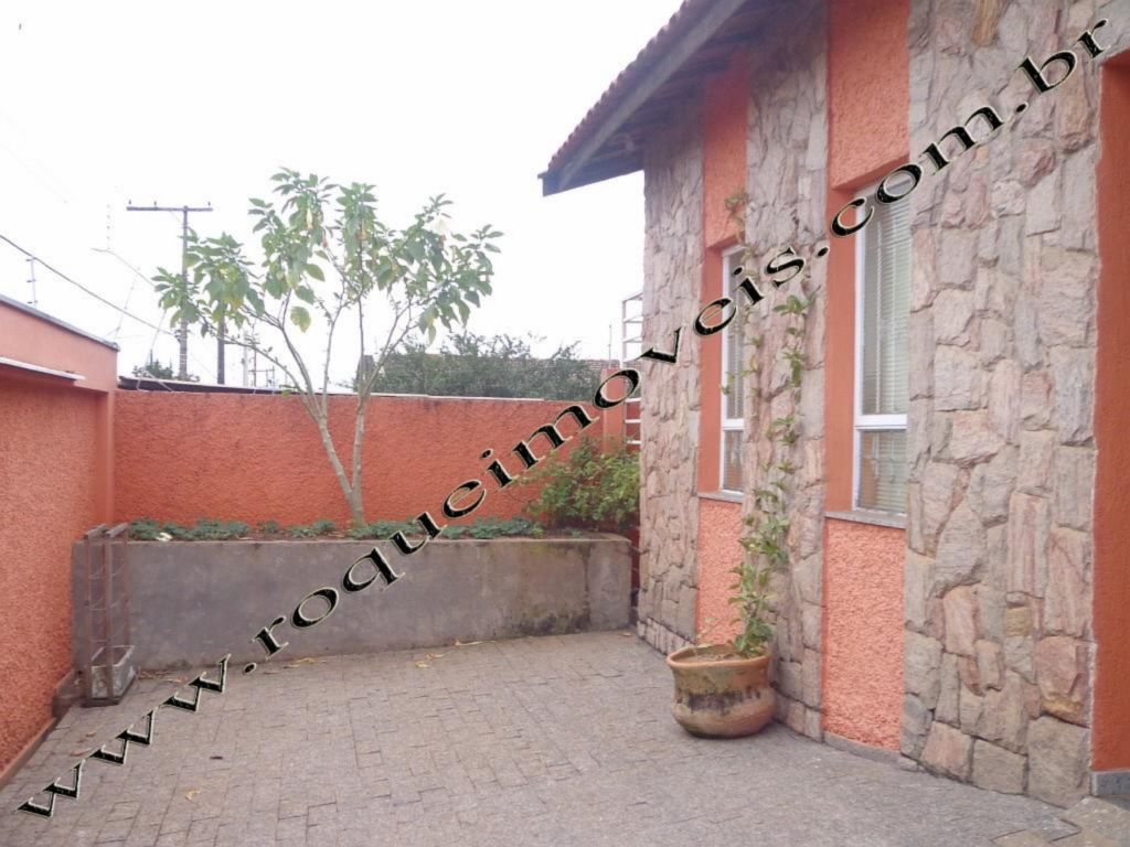 Casa Residencial à venda no bairro Jardim Caieira: Fachada interna