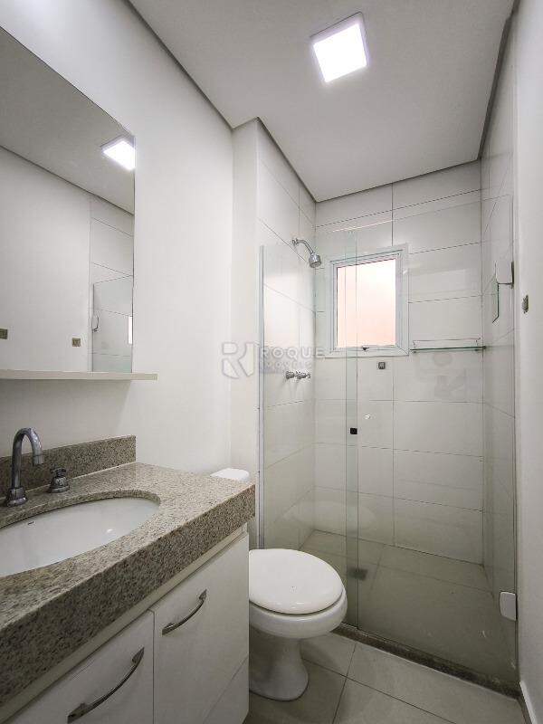 Apartamento à venda no bairro Desmembramento Oscar Antonio Breda: WC SUÍTE