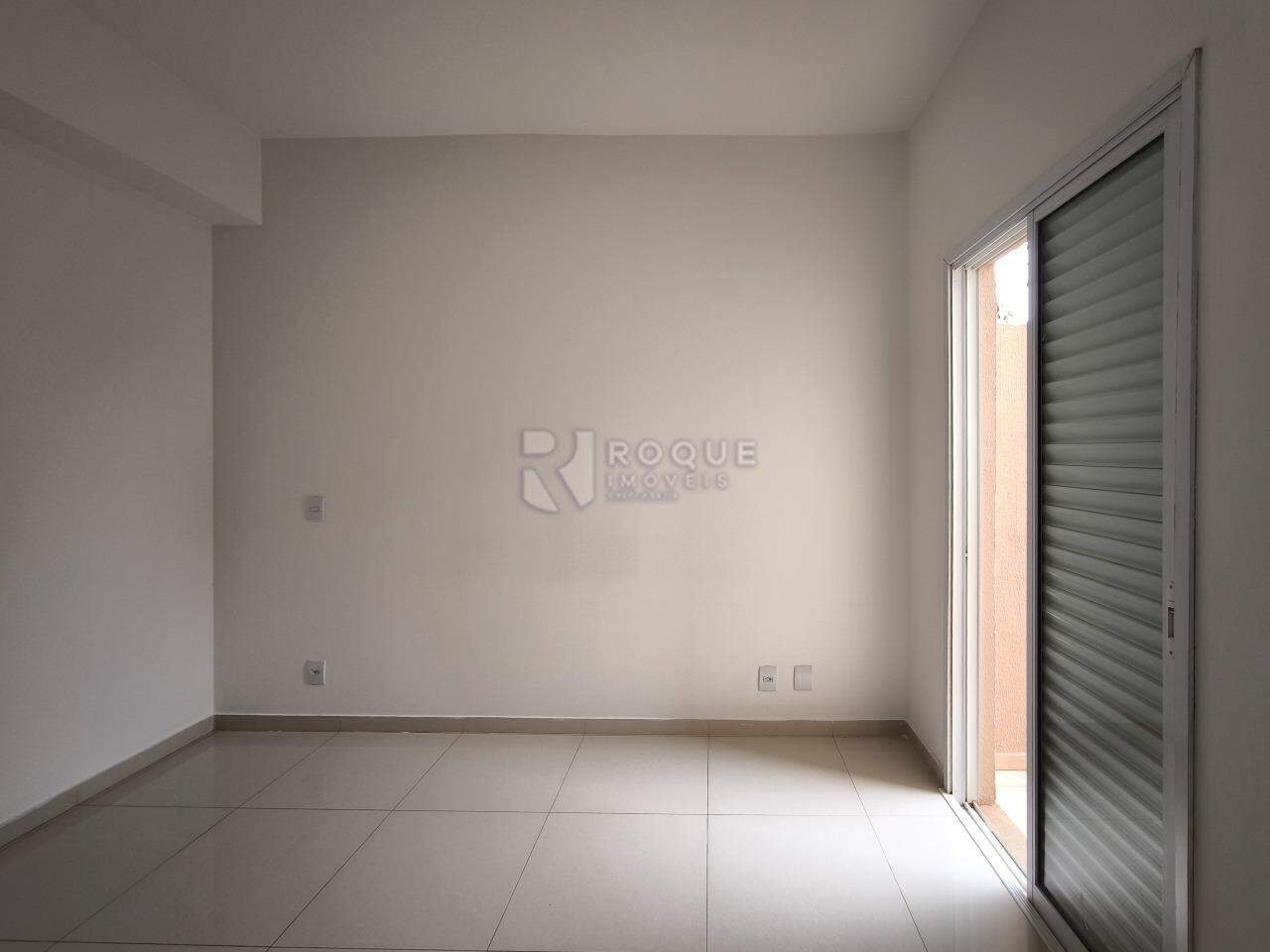 Apartamento à venda no bairro Desmembramento Oscar Antonio Breda: SUÍTE