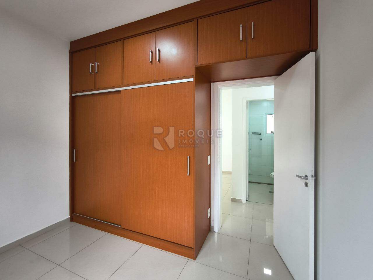 Apartamento à venda no bairro Desmembramento Oscar Antonio Breda: DORMITÓRIO 1