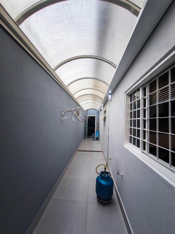 Casa Residencial à venda no bairro Centro: ÁREA DE VARAL