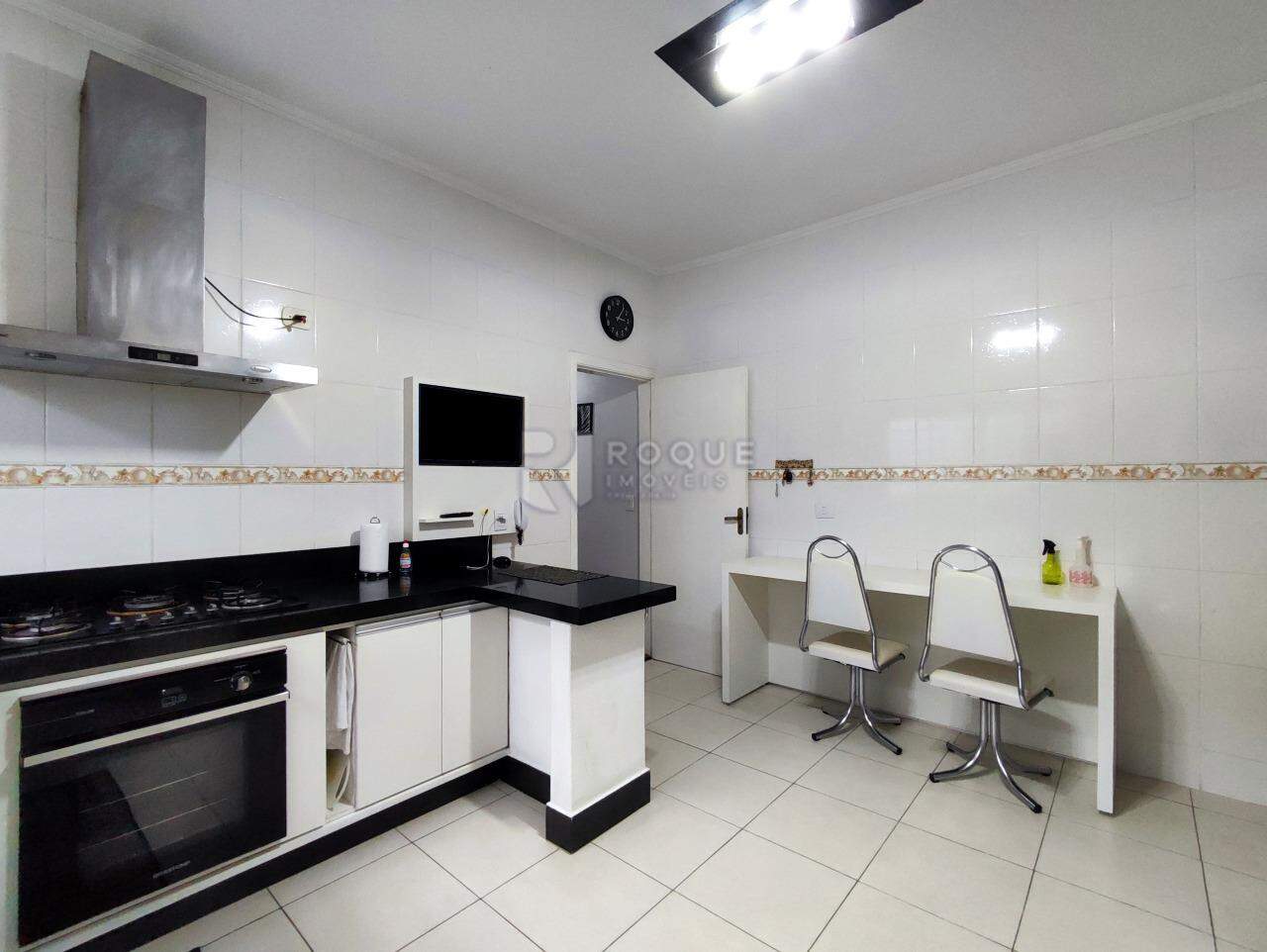 Casa Residencial à venda no bairro Centro: COZINHA