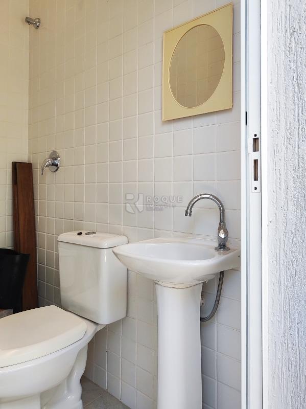 Casa em condomínio à venda no bairro Portal de São Clemente: BANHEIRO SOCIAL