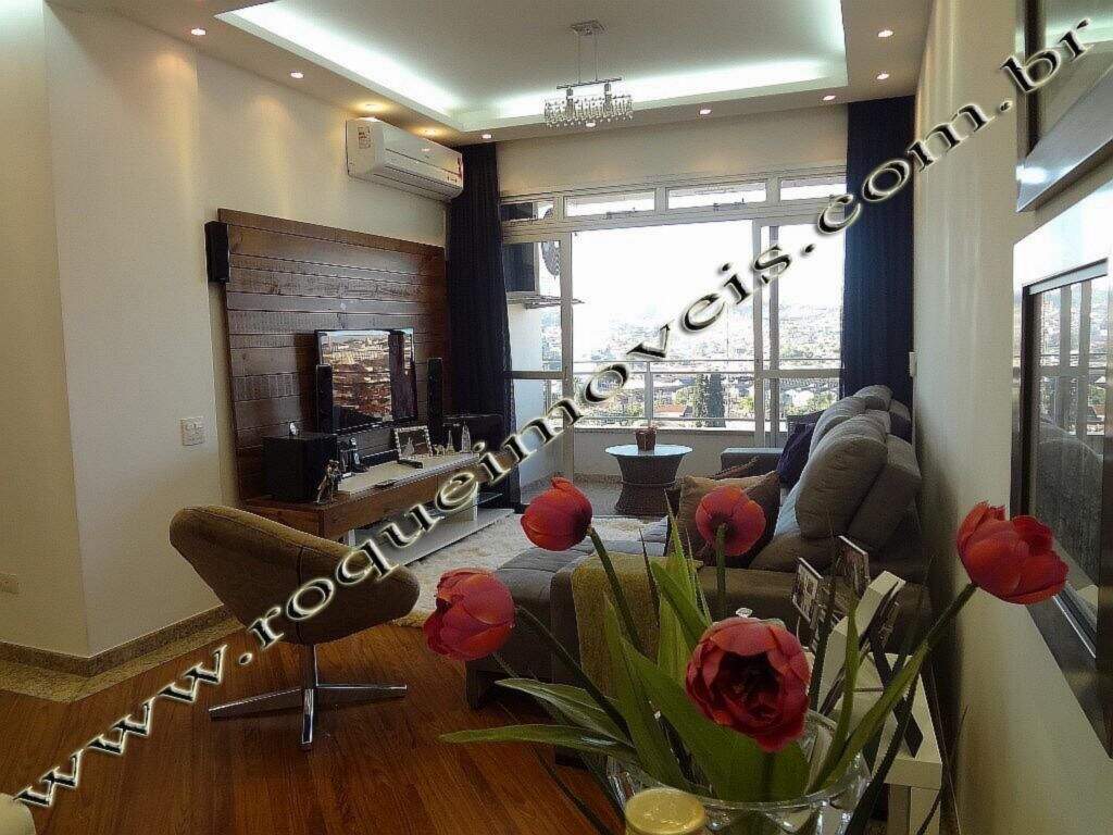 Apartamento à venda no bairro Centro: 