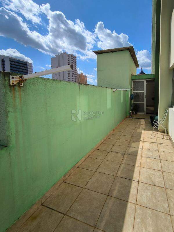 Apartamento à venda no bairro Centro: ÁREA DE VARAL