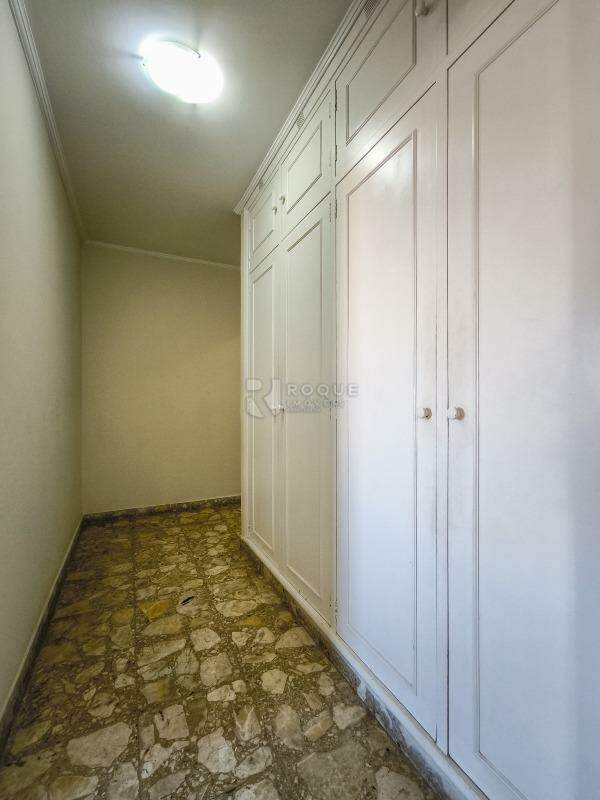 Apartamento à venda no bairro Centro: ROUPEIRO