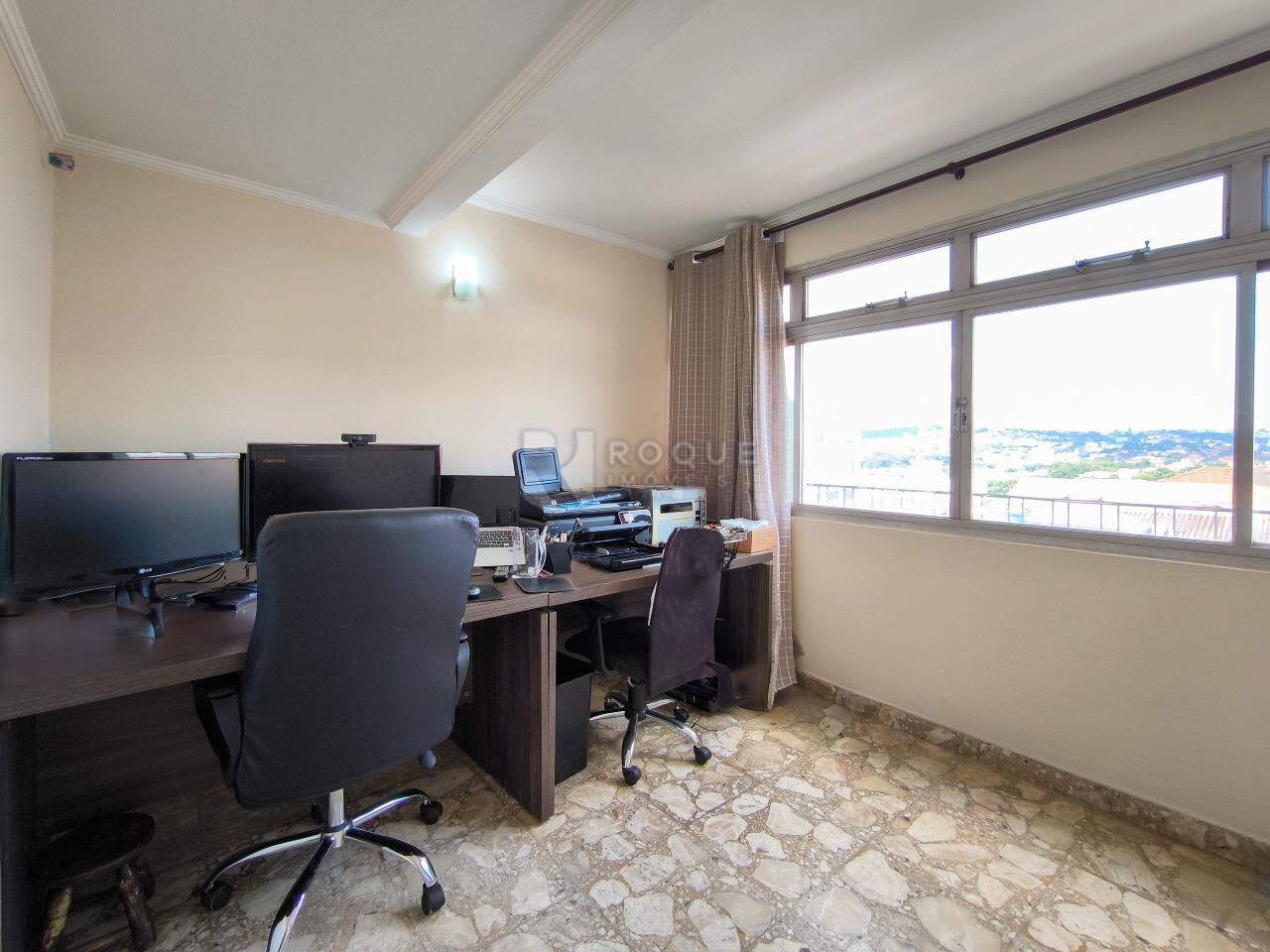 Apartamento à venda no bairro Centro: ESCRITÓRIO