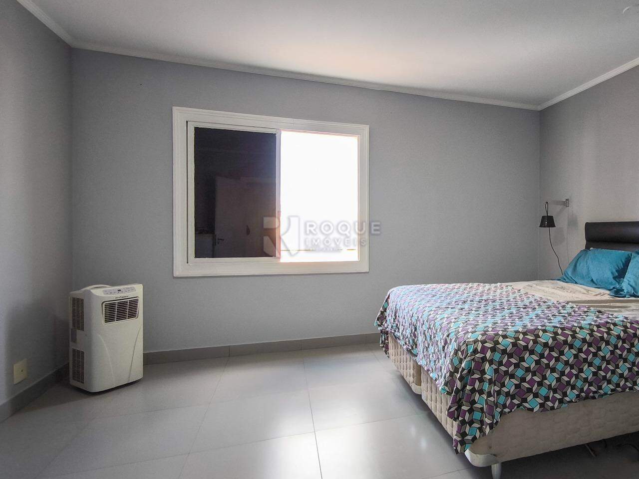 Apartamento à venda no bairro Centro: SUÍTE