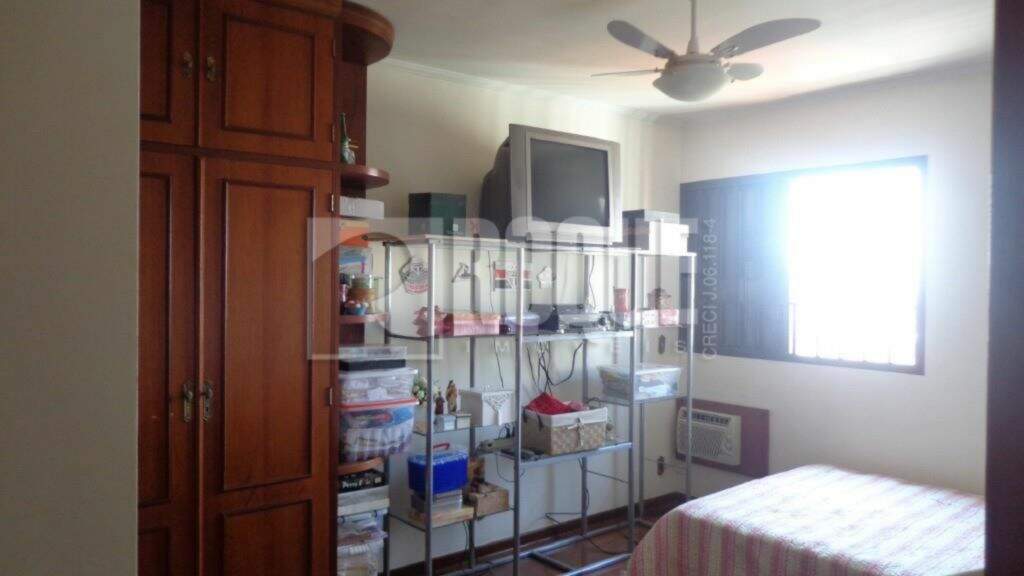 Apartamento à venda no bairro Centro: