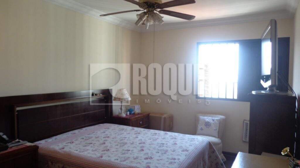 Apartamento à venda no bairro Centro: