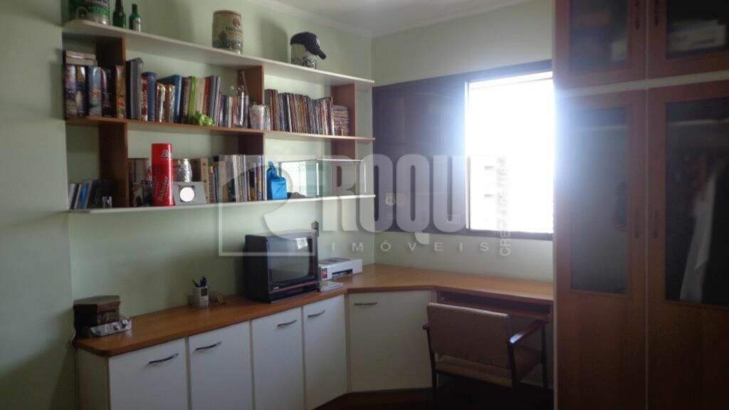 Apartamento à venda no bairro Centro: