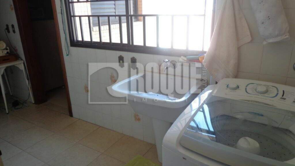 Apartamento à venda no bairro Centro: