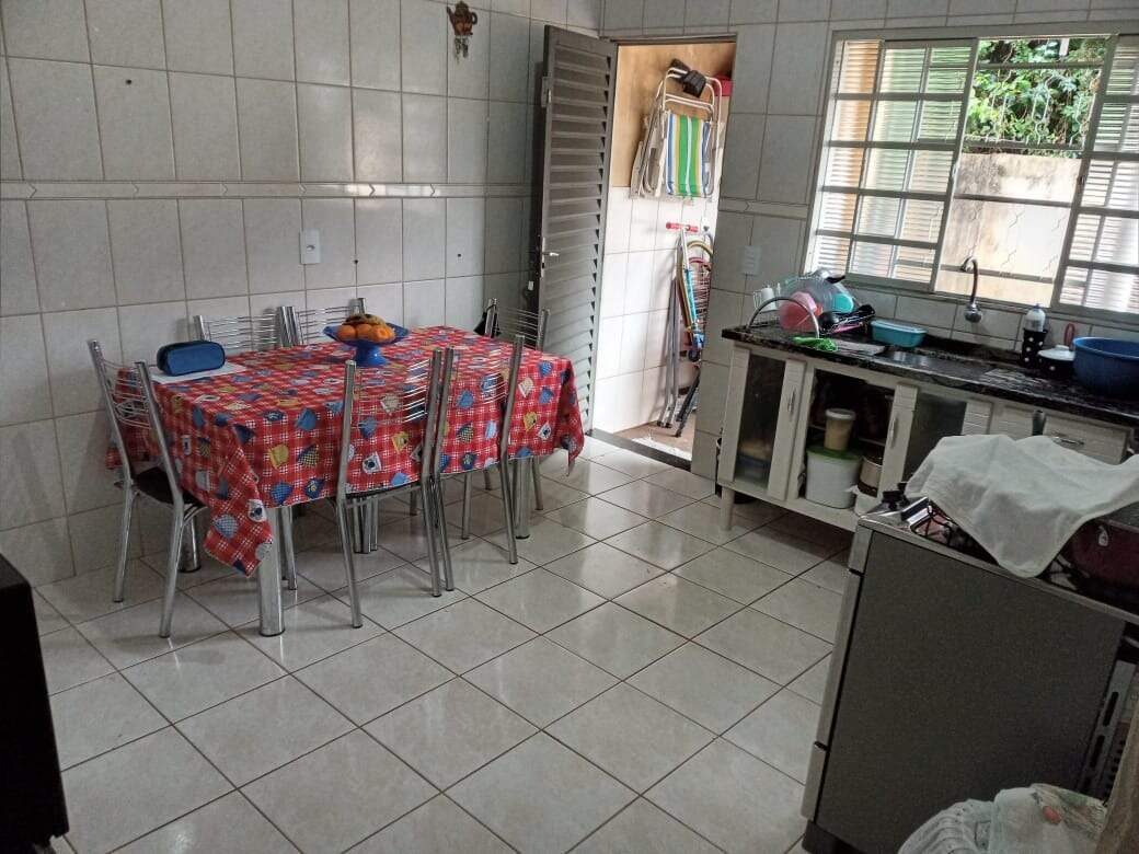 Casa Residencial à venda no bairro Jardim Residencial Santa Amália: 
