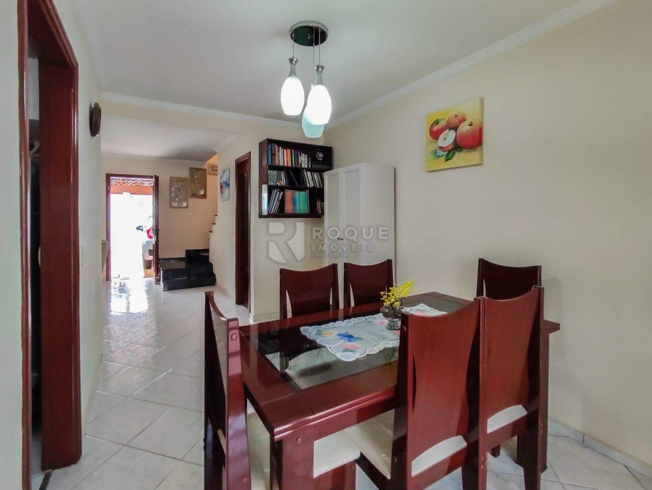 Casa Residencial à venda no bairro Jardim São Roque: SALA DE JANTAR