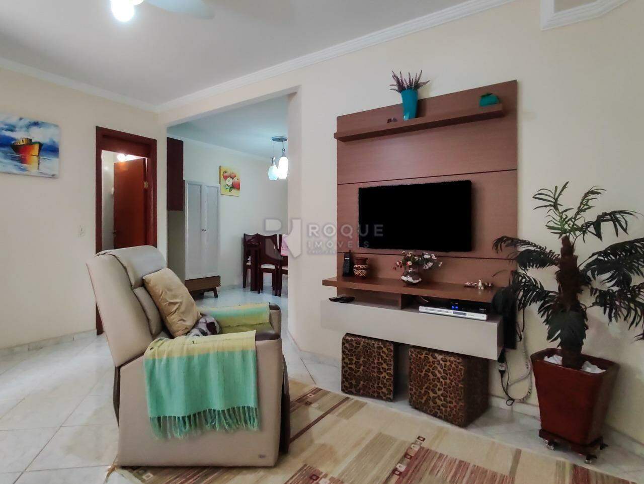 Casa Residencial à venda no bairro Jardim São Roque: SALA DE TV