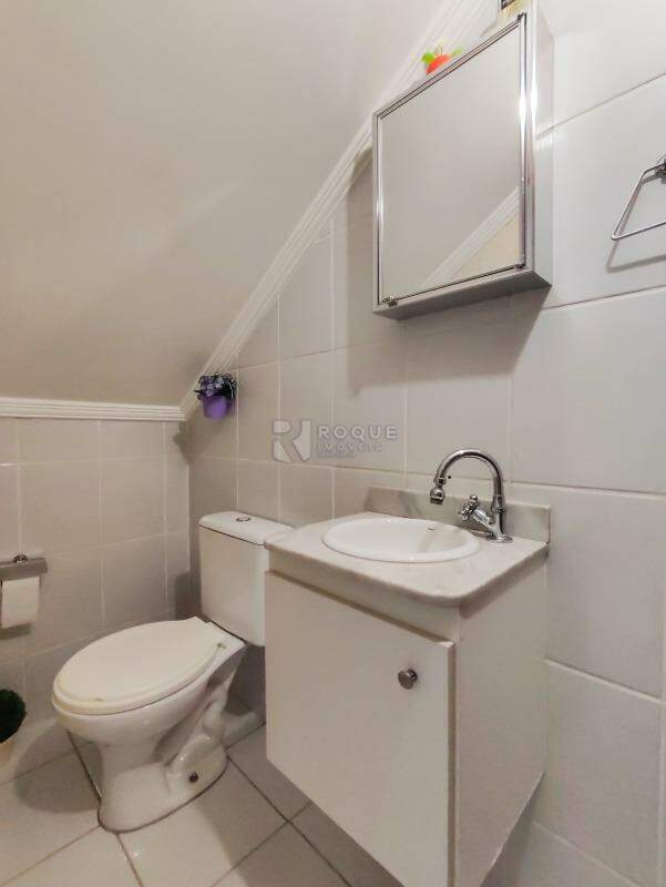 Casa Residencial à venda no bairro Jardim São Roque: LAVABO