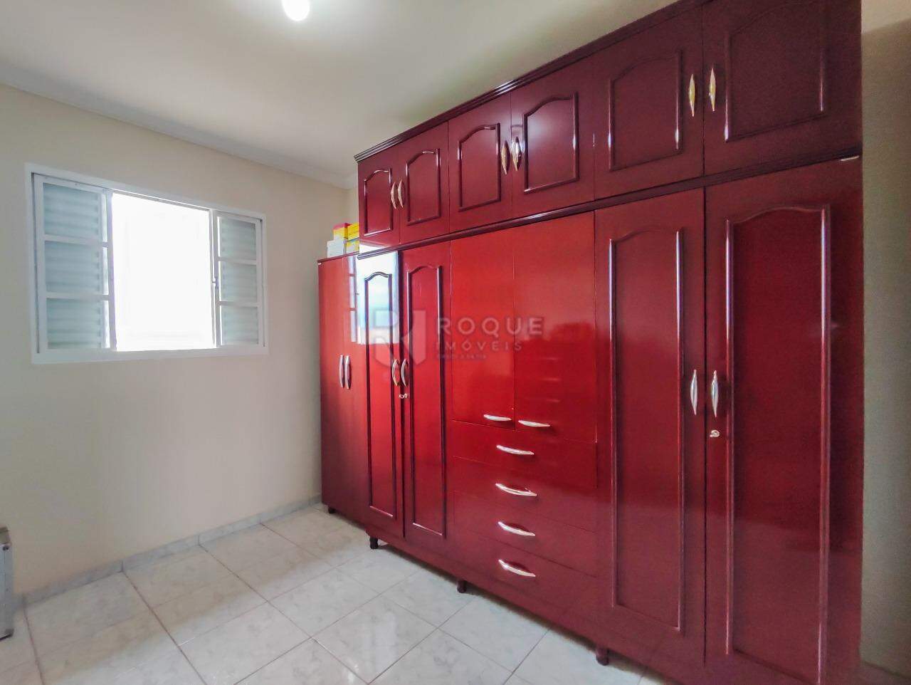 Casa Residencial à venda no bairro Jardim São Roque: DORMITÓRIO 1
