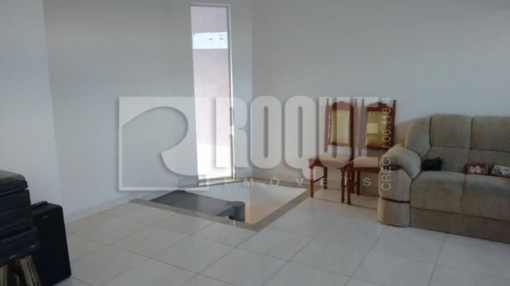 Casa Residencial à venda no bairro Vila Paulista: 