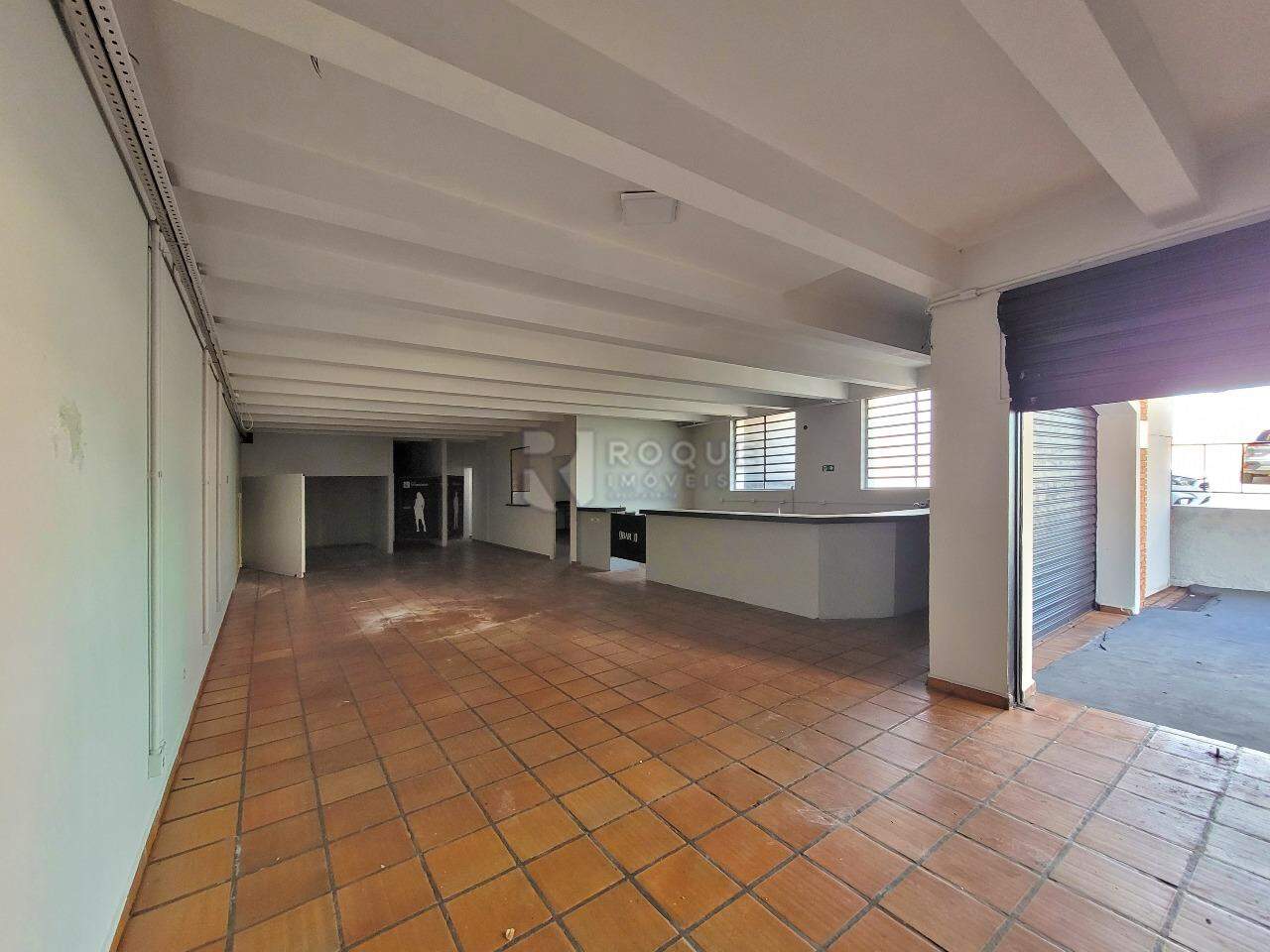 Salão para aluguel no bairro Vila São João: Salão