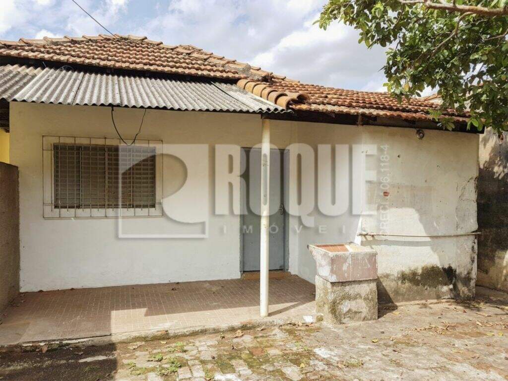 Casa Residencial à venda no bairro Centro: 