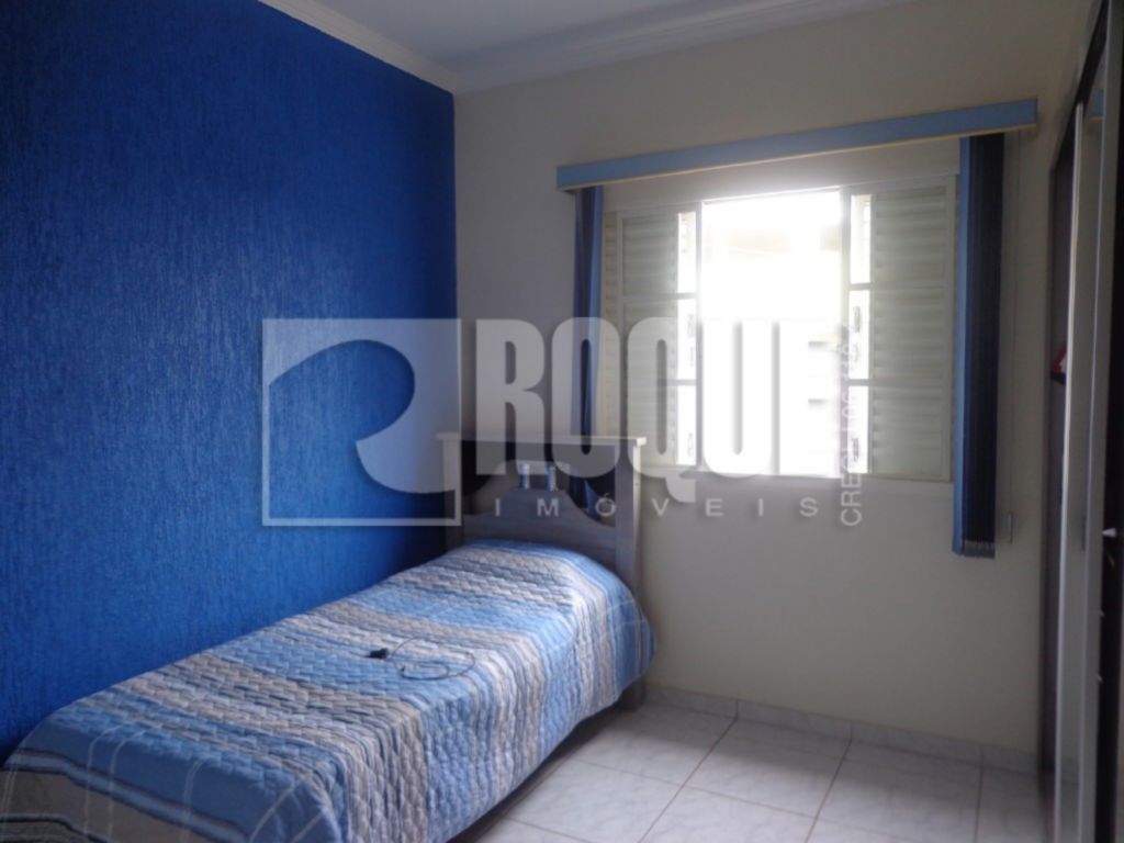 Casa Residencial à venda no bairro Parque Hippolyto: 