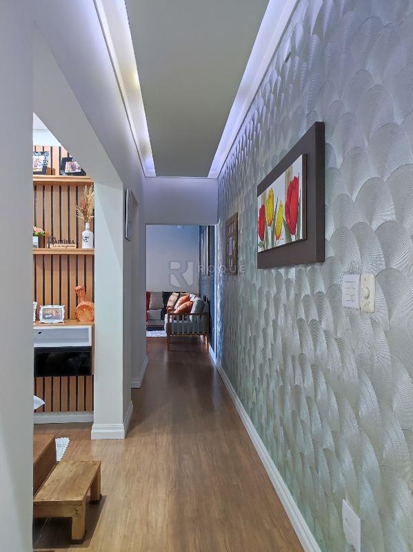 Casa Residencial à venda no bairro Parque Hippolyto: CORREDOR INTERNO