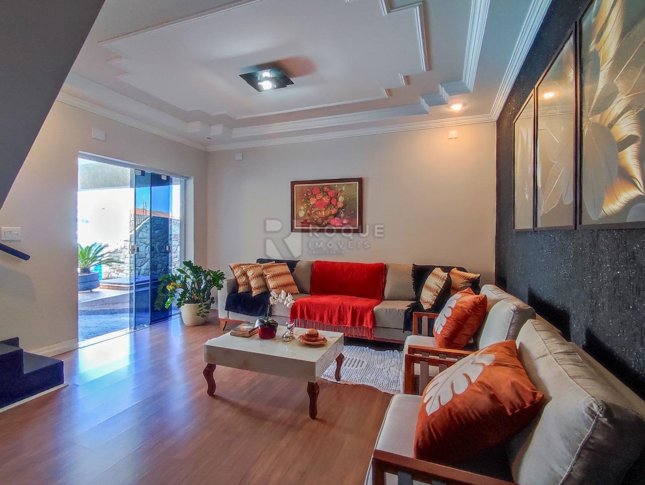 Casa Residencial à venda no bairro Parque Hippolyto: SALA DE ESTAR