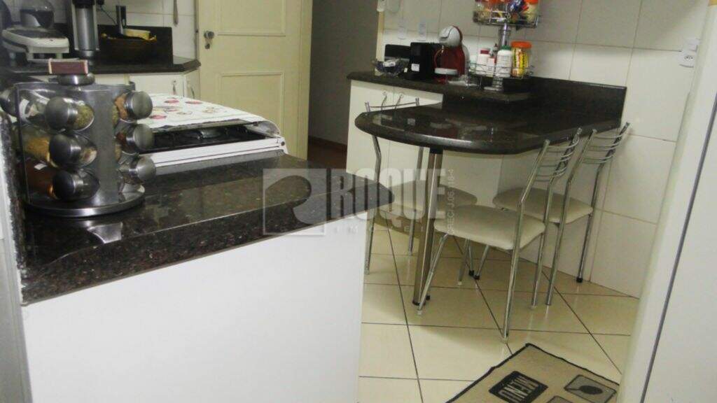 Apartamento à venda no bairro Centro: 